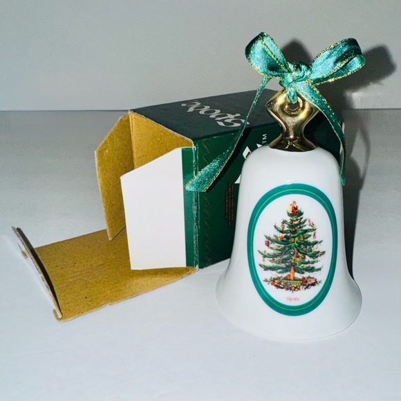 Spode Porcelain Christmas Tree Bell Ornament Hand Bell, 2001 - Picture 6 of 9